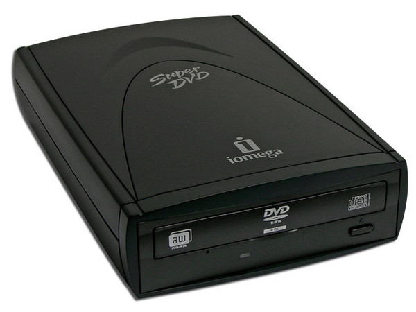 Quemador Iomega Super DVD, Externo, USB2.0:
DVD+RW: Graba/Regraba/Lee: 18x/8x/16x,
DVD-RW: Graba/Regraba/Lee: 18x/6x/16x,
CD-RW: Graba/Regraba/Lee: 48x/32x/48x