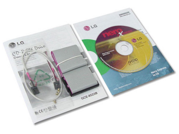 Quemador de CDs LG, Interno, Velocidades Graba / Regraba / Lee :: 52x/24x/52x.