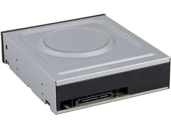 Quemador LG, Serial ATA:
DVD+RW: Graba/Regraba/Lee: 24x/8x/16x,
DVD+R DL: 8x, DVD-R DL: 8x, DVD-RAM: 12x,
DVD-RW: Graba/Regraba/Lee: 24x/6x/16x,
CD-RW: Graba/Regraba/Lee: 48x/32x/48x,