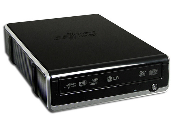 Quemador LG Lightscribe!, Color Negro, Externo:
DVD+RW: Graba/Regraba/Lee: 18x/8x/16x,
DVD+RDL, DVD-RDL: Graba 8X, DVD-RAM:12X,
DVD-RW: Graba/Regraba/Lee: 18x/6x/16x,
CD-RW: Graba/Regraba/Lee: 48x/32x/48x