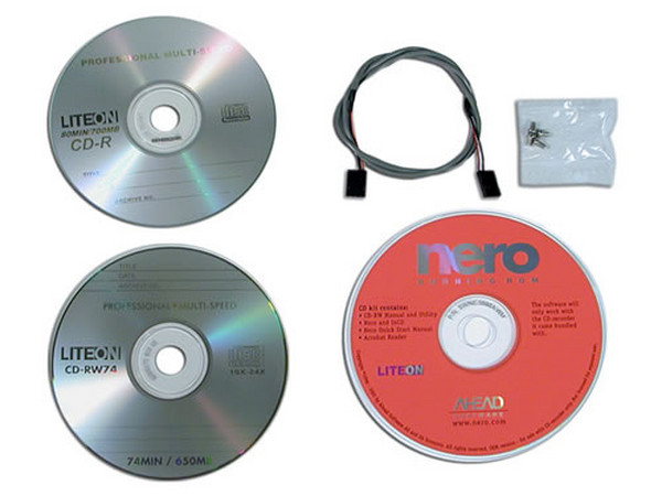 Quemador de CDs LiteOn, Interno, Velocidades Graba/Regraba/Lee : 52x/24x/52x.