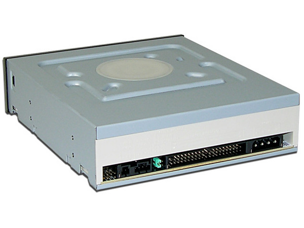 Quemador de CDs LiteOn, Interno, Velocidades Graba/Regraba/Lee : 52x/32x/52x, Color Negro.