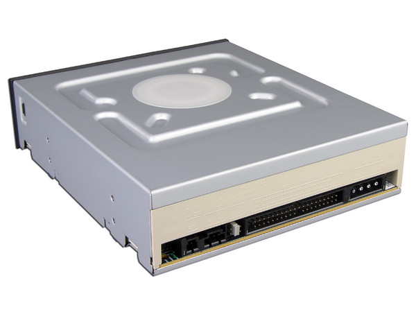 Quemador Liteon, Color Negro, OEM (Sin Caja):
DVD+RW: Graba/Regraba/Lee: 20x/8x/16x,
DVD+R DL: 8X, DVD-R DL: 8X, DVD-RAM: 12X,
DVD-RW: Graba/Regraba/Lee: 20x/6x/16x,
CD-RW: Graba/Regraba/Lee: 48x/32x/48x