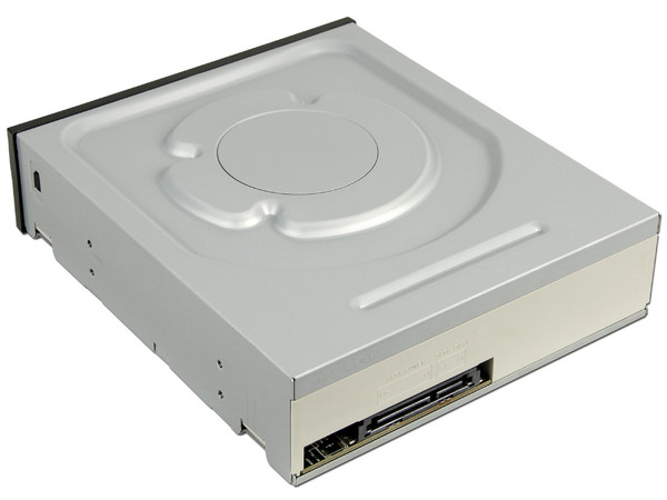 Quemador LiteOn, OEM, Serial ATA:
DVD+RW: Graba/Regraba/Lee: 22x/8x/16x,
DVD-RW: Graba/Regraba/Lee: 22x/6x/16x,
CD-RW: Graba/Regraba/Lee: 48x/32x/48x
DVD-RAM: 12x.