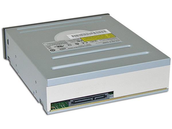 Quemador Liteon, OEM, Serial ATA:
DVD+RW: Graba/Regraba/Lee: 20x/8x/16x,
DVD+R DL: 8X, DVD-R DL: 8X, DVD-RAM: 12X,
DVD-RW: Graba/Regraba/Lee: 20x/6x/16x,
CD-RW: Graba/Regraba/Lee: 48x/32x/48x,
Color Negro