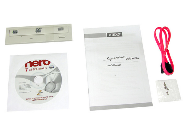 Quemador Liteon, Color Negro y Beige Serial ATA:
DVD+RW: Graba/Regraba/Lee: 20x/8x/16x,
DVD+R DL: 8X, DVD-R DL: 8X, DVD-RAM: 12X,
DVD-RW: Graba/Regraba/Lee: 20x/6x/16x,
CD-RW: Graba/Regraba/Lee: 48x/32x/48x
