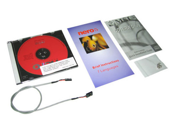 Quemador de CDs MSI, Interno, Velocidades Graba/Regraba/Lee : 52x/32x/52x.