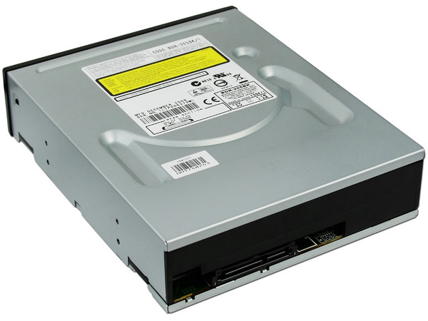 Quemador Blu-ray Pionner (OEM), Serial ATA:
BD-R 12X, BD-RE 2X, DVD 16X,
DVD+R DL: 8X, DVD-R DL: 8X,
CD-R: 40X, CD-RW: 24X