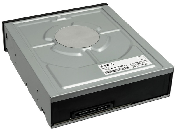 Quemador Pioneer (OEM), Serial ATA:
DVD+RW: Graba/Regraba/Lee: 24x/6x/16x,
DVD+R DL: 12x, DVD-R DL: 12x,
DVD-RW: Graba/Regraba/Lee: 24x/6x/16x,
CD-RW: Graba/Regraba/Lee: 40x/32x/40x