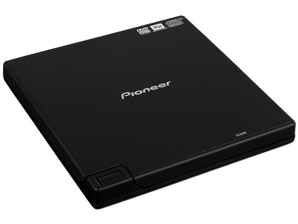 Quemador Pionner Externo Slim USB 2.0, Negro:
no necesita cable de alimentación,
DVD+RW: Graba/Regraba/Lee: 8x/8x/8x,
DVD+R DL: Graba 6X, DVD-R DL: Graba 6X,
DVD-RW: Graba/Regraba/Lee: 8x/6x/8x,
CD-RW: Graba/Regraba/Lee: 24x/24x/24x