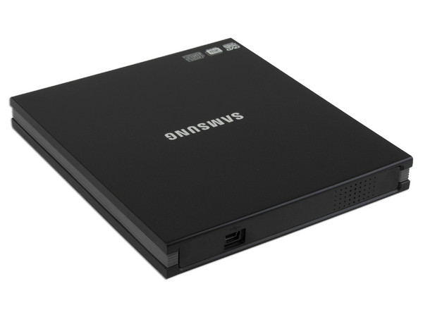 Quemador Samsung Externo Slim USB 2.0:
no necesita cable de alimentación,
DVD+RW: Graba/Regraba/Lee: 8x/8x/8x,
DVD+R DL: Graba 6X, DVD-R DL: Graba 6X,
DVD-RW: Graba/Regraba/Lee: 8x/6x/8x,
CD-RW: Graba/Regraba/Lee: 24x/4x/24x.