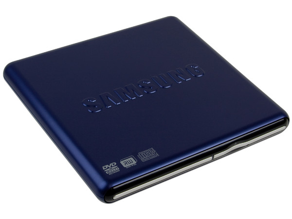 Quemador Samsung Externo Slim USB 2.0, Azul:
no necesita cable de alimentación,
DVD+RW: Graba/Regraba/Lee: 8x/8x/8x,
DVD+R DL: Graba 6X, DVD-R DL: Graba 6X,
DVD-RW: Graba/Regraba/Lee: 8x/6x/8x,
CD-RW: Graba/Regraba/Lee: 24x/24x/24