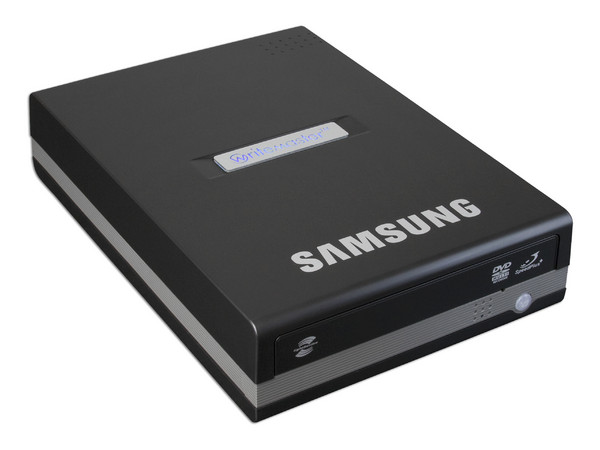 Quemador Samsung LightScribe, Color Negro, Externo:
DVD+RW: Graba/Regraba/Lee: 22x/8x/16x,
DVD+R DL: Graba 16X, DVD-R DL: Graba 12X,
DVD-RW: Graba/Regraba/Lee: 22x/6x/16x,
CD-RW: Graba/Regraba/Lee: 48x/32x/40x. USB 2.0
