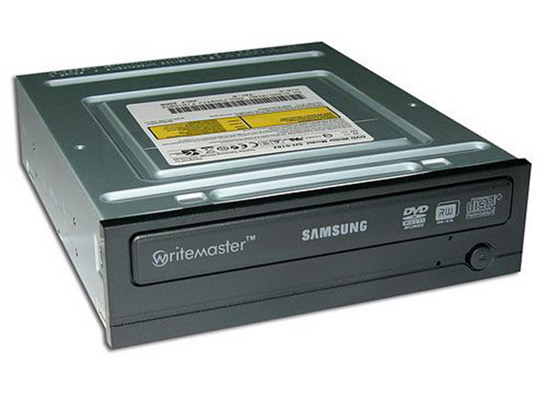 Quemador Samsung, Multiformato Color Negro:
DVD+RW: Graba/Regraba/Lee: 18x/8x/12x,
DVD+R DL: 8x, DVD-R DL: 8x, DVD-RAM: 12x,
DVD-RW: Graba/Regraba/Lee: 18x/6x/12x,
CD-RW: Graba/Regraba/Lee: 48x/32x/40x