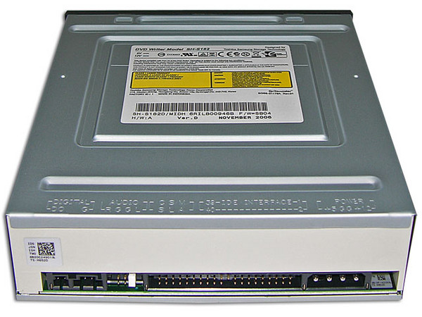 Quemador Samsung, Multiformato Color Negro, (OEM):
DVD+RW: Graba/Regraba/Lee: 20x/8x/16x,
DVD+R DL: 12x, DVD-R DL: 12x, DVD-RAM: 12x,
DVD-RW: Graba/Regraba/Lee: 20x/6x/16x,
CD-RW: Graba/Regraba/Lee: 48x/32x/48x