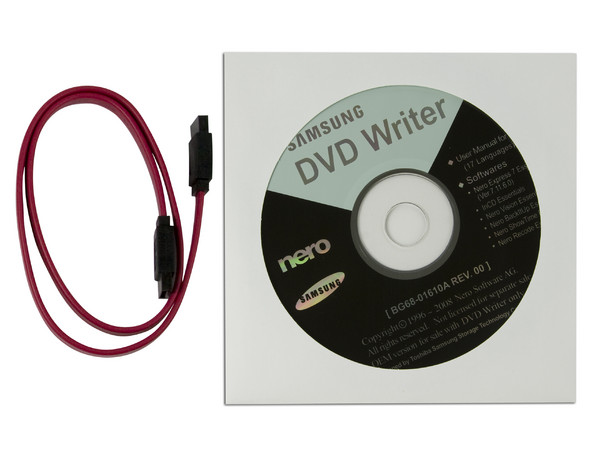 Quemador Samsung, Multiformato Serial ATA:,
DVD+RW: Graba/Regraba/Lee: 22x/8x/16x,
DVD+R DL: 16x, DVD-R DL: 12x, DVD-RAM: 12x,
DVD-RW: Graba/Regraba/Lee: 22x/6x/12x,
CD-RW: Graba/Regraba/Lee: 48x/32x/48x