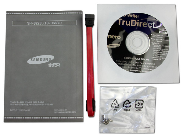 Quemador Samsung, Lightscribe!, Serial ATA:
DVD+RW: Graba/Regraba/Lee: 22x/8x/16x,
DVD+R DL: 16x, DVD-R DL: 12x, DVD-RAM: 12x,
DVD-RW: Graba/Regraba/Lee: 16x/6x/16x,
CD-RW: Graba/Regraba/Lee: 48x/32x/40x
