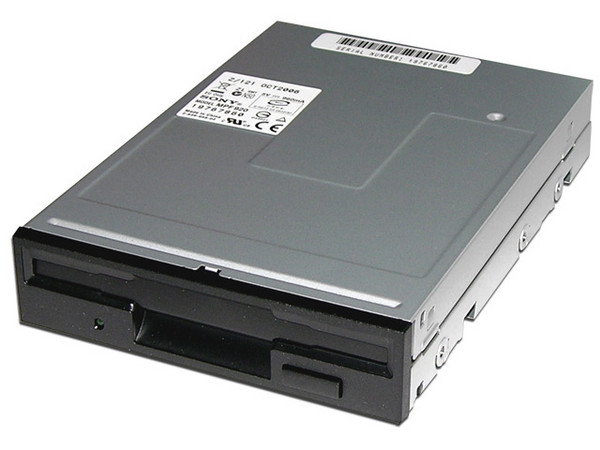 Unidad de Disquetes de 1.44Mb Sony, Color Negro