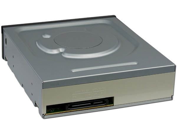 Quemador Sony Optiarc (OEM), Serial ATA:
DVD+RW: Graba/Regraba/Lee: 24x/8x/16x,
DVD-RDL: 12X, DVD-RAM 12X,
DVD-RW: Graba/Regraba/Lee: 24x/6x/16x,
CD-RW: Graba/Regraba/Lee: 48x/32x/48x