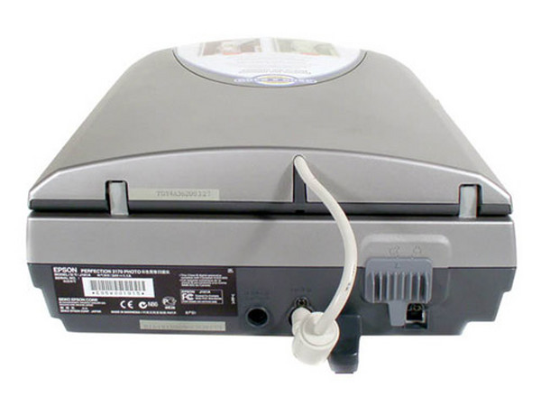 Scanner Epson Perfection 3170 Photo con Unidad para Transparencias, 48BITS, 3200X6400DPI