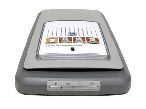 Scanner HP ScanJet 4070, 2400 x 2400 dpi, Interfase USB 2.0, 48-bits.