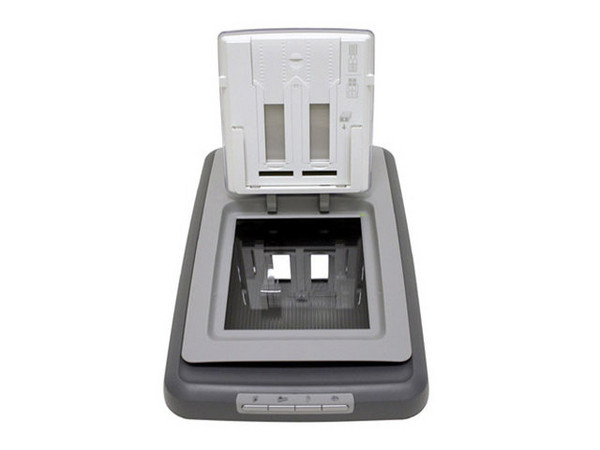 Scanner HP ScanJet 4070, 2400 x 2400 dpi, Interfase USB 2.0, 48-bits.
