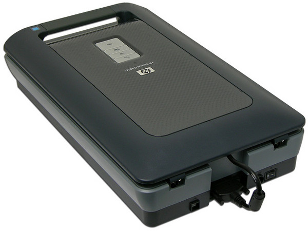 Escáner Fotográfico HP Scanjet G4050, 96bits, 4800 x 9600 dpis con adaptador incorporado para negativos.