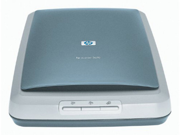 Scanner HP ScanJet 3670, Interfase USB 2.0, 48-bit, adaptador incorporado para negativos.