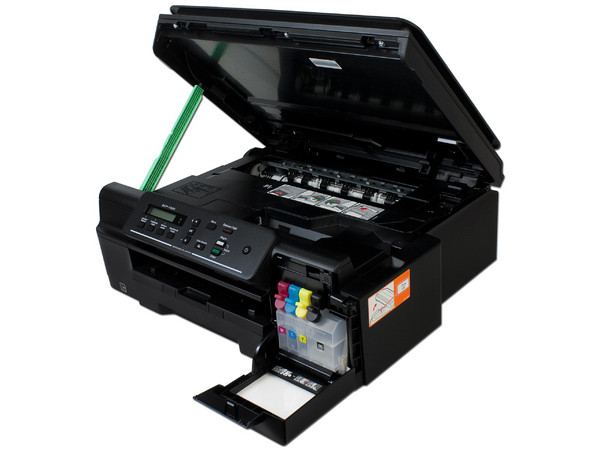 Multifuncional de Inyección Brother DCP-T300 InkBenefit, Impresora, Copiadora, y Escáner, sistema de tanque de tinta, USB.