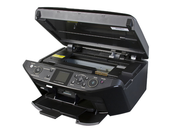 Multifuncional Epson Stylus Photo Ultra Hi-Definition RX610, Impresora, Copiadora y Escáner, Pantalla a Color e impresión directa sobre CDs y DVDs imprimibles.