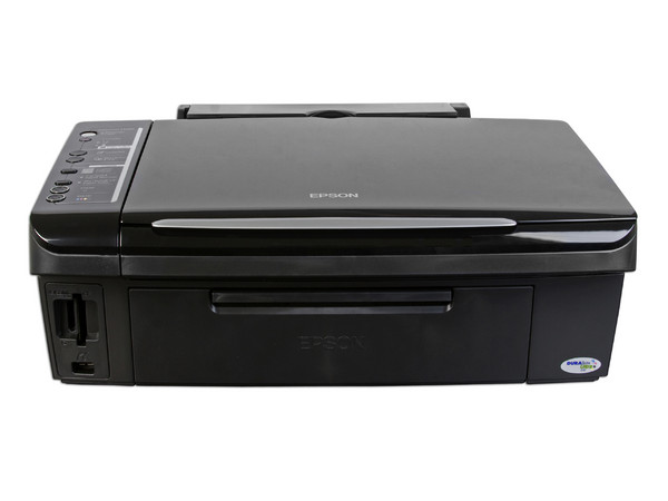 Multifuncional Epson Stylus TX200, Impresora, Copiadora y Escáner, Resolución hasta 5760 x 1440 dpi.