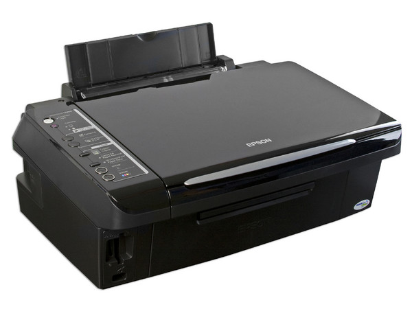 Multifuncional Epson Stylus TX200, Impresora, Copiadora y Escáner, Resolución hasta 5760 x 1440 dpi.