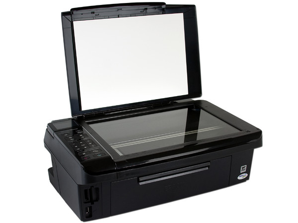 Multifuncional Epson Stylus TX550W incluye Wi-Fi 802.11b/g/n, Impresora, Copiadora y Escáner, Resolución hasta 5760 x 1440 dpi.