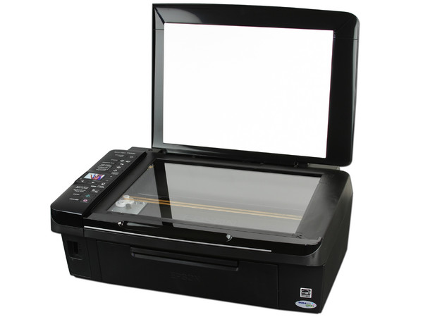 Multifuncional Epson Stylus TX220, Impresora, Copiadora y Escáner, Resolución hasta 5760 x 1440 dpi.