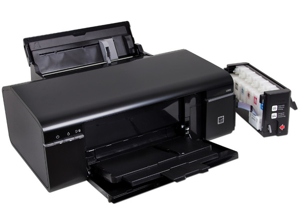 Impresora de Inyección a Color Epson EcoTank L800, Resolución hasta 5760 x 1440 dpi. Mayor volumen de impresión con el nuevo Sistema de Tanques de Tinta de 6 colores.