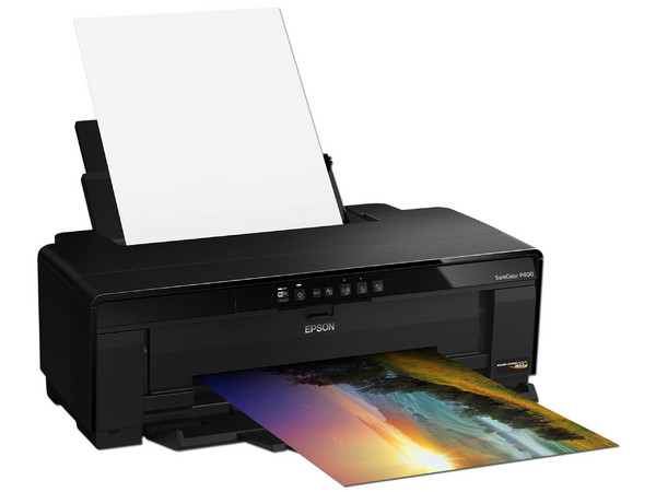Impresora de inyección de tinta a color Epson P400, resolución hasta 5760 x 1400 dpi.