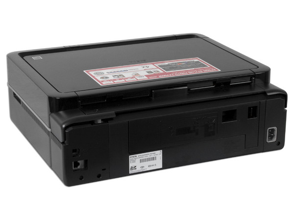 Multifuncional Epson Stylus Photo TX700W incluye Wi-Fi 802.11b/g, Impresora, Copiadora y Escáner. Impresión directa en CDs y DVDs imprimibles