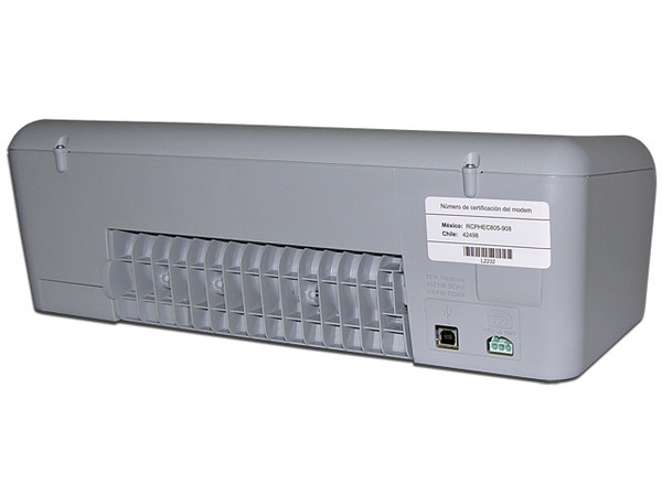 Impresora de Inyección a Color HP DeskJet D2360, resolución 4800 x 1200 dpi.