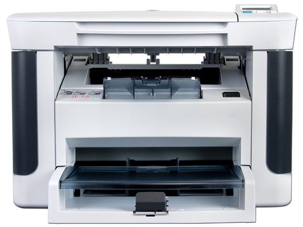 Multifuncional HP LaserJet M1120 MFP: Impresora Láser Monocromática, Copiadora y Escáner.