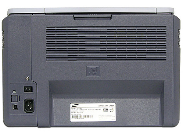 Samsung CLP-300, la Impresora Láser a Color Pequeña y Ligera. 2400 x 600ppp.