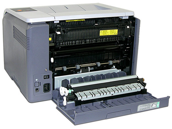 Samsung CLP-300, la Impresora Láser a Color Pequeña y Ligera. 2400 x 600ppp.