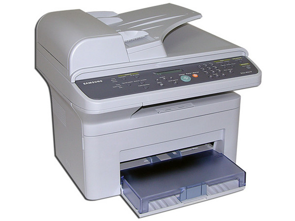 Multifuncional Samsung SCX-4521F: Impresora Láser Monocromática, Copiadora, Escáner y Fax.