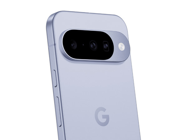 Smartphone GOOGLE Pixel 10: 
Procesador Google Tensor G5, 
Memoria RAM de 12GB, Almacenamiento de 128GB, 
Pantalla de 6.3
