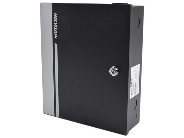 Control de Acceso Hikvision DS-K2801 para 1 puerta, Capacidad de 10,000 Tarjetas y 50,000 Eventos, Incluye Gabinete y Fuente de Alimentación.