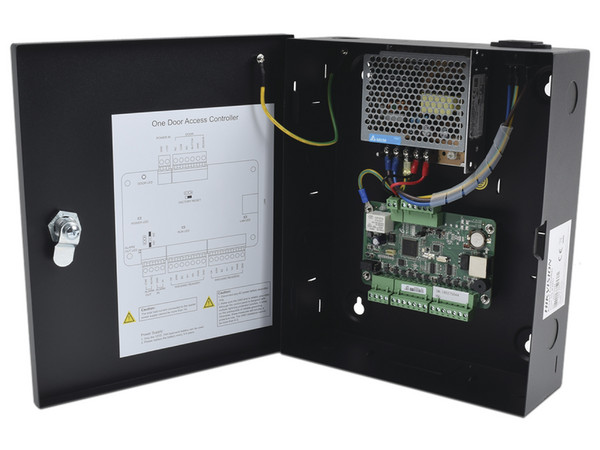 Control de Acceso Hikvision DS-K2801 para 1 puerta, Capacidad de 10,000 Tarjetas y 50,000 Eventos, Incluye Gabinete y Fuente de Alimentación.