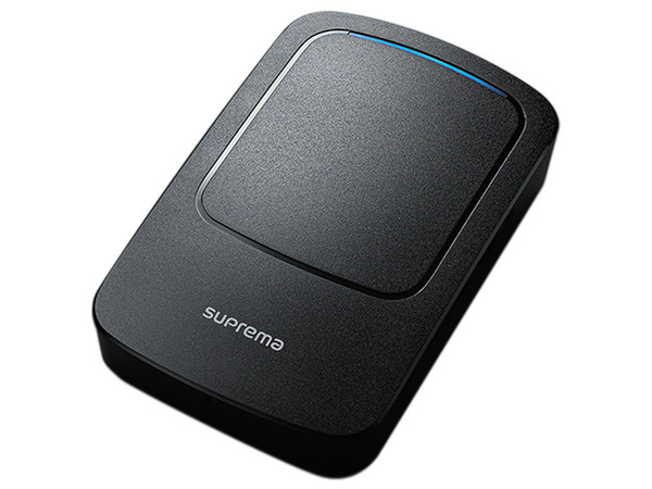 Controlador de una puerta de uso en exterior Suprema XP2GDPB, Con lector de tarjetas Multitecnolgía, NFC y Bluetooth.
