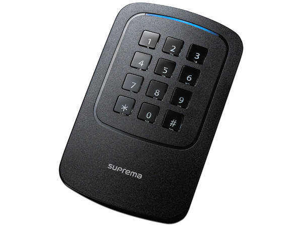 Lector con teclado Suprema XP2GKDPB, para exterior, Multitecnolgía de tarjetas, NFC, BLE.