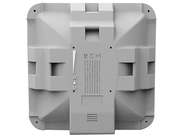 Access Point MIKROTIK SXTsq Lite5 de 5 GHz, Wireless N (Wi-Fi 4), hasta 300 Mbps, 16dBi, PoE.