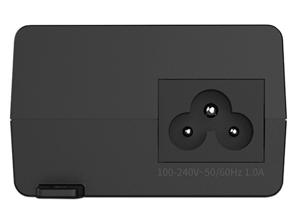 Inyector PoE TP-Link Omada con 2 puertos Gigabit Ethernet de  2.5Gbps, 30W. Color Negro.