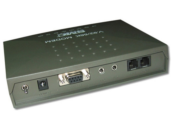 Fax/Modem Externo SMC EZ Connect 56K V.92/V.90, con Voz Interfase Puerto Serial